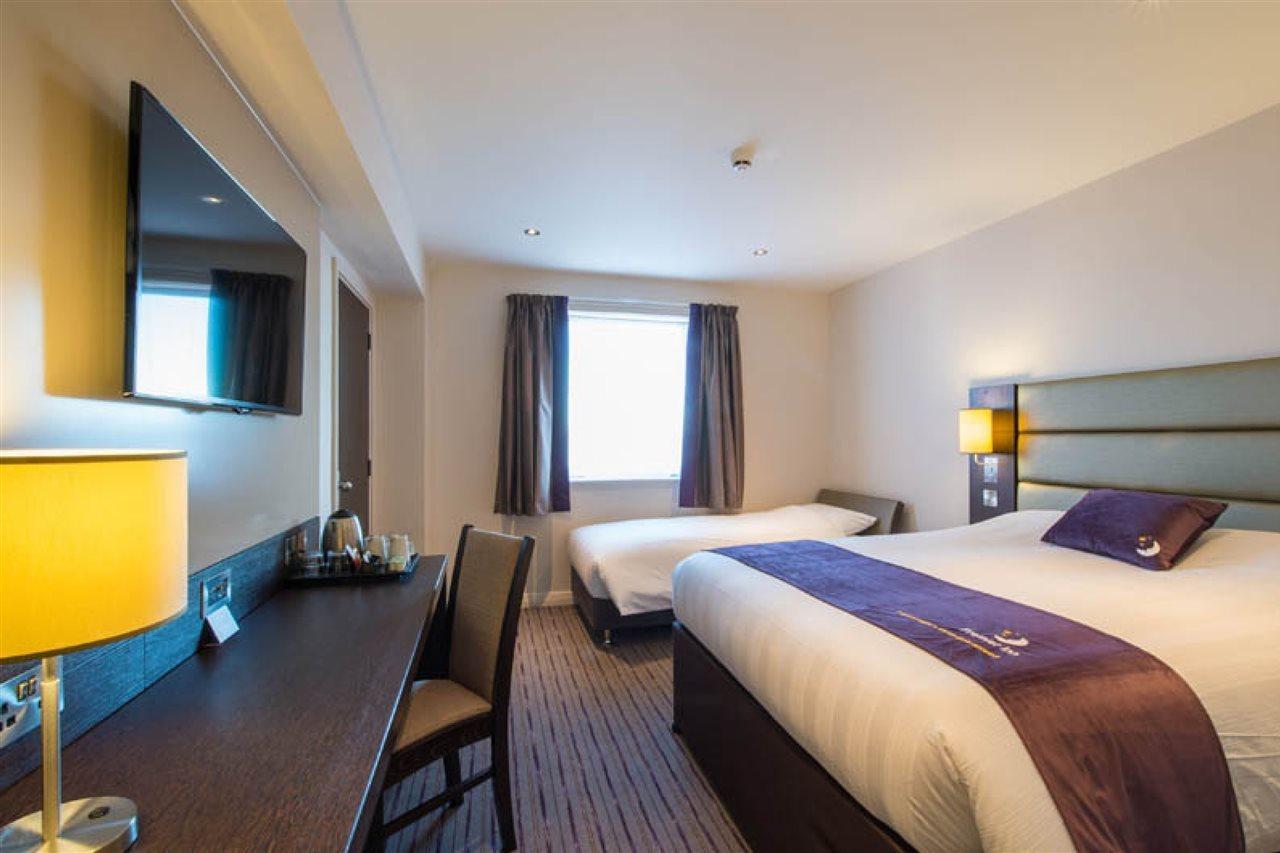 Premier Inn Newcastle City Centre Millennium Bridge Exteriör bild